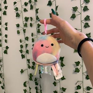 3.5 inch squishmallow Janet